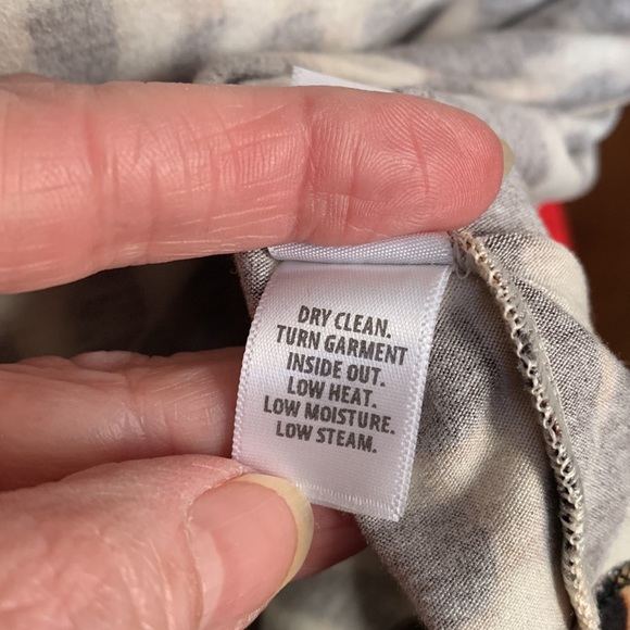 St. John Nordstrom Leopard Jersey with Shoulder Pleating M/L - Picture 13 of 15